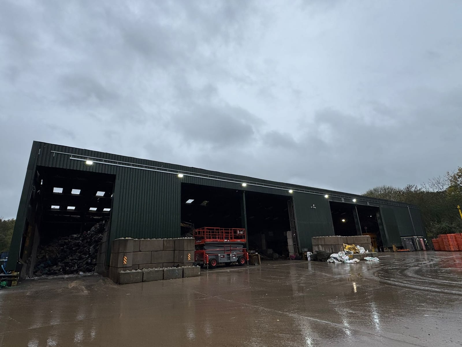 Industrial unit installation