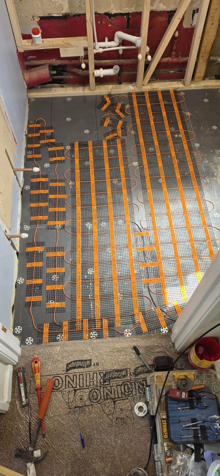 Underfloor heating installation
